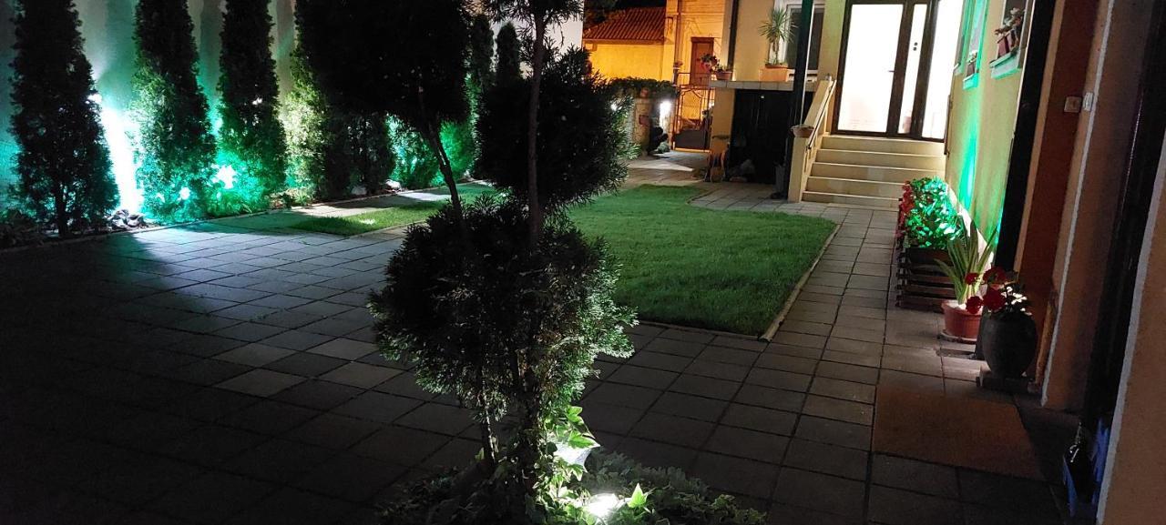 Apartments Sofija Nis Exterior photo
